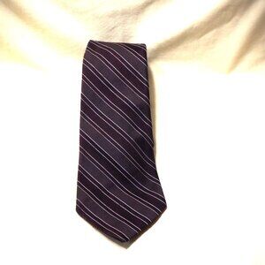 ~ TIE ~~~ BEAUJOLAIS ~ Made in CANADA